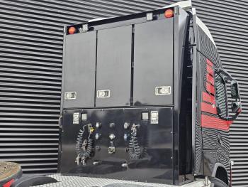 FH16.750 8x4 / 260T / RETARDER / FULL AIR